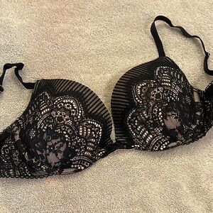 Victorias Secret Push Up Bra